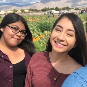 Meet your Posher, Melissa